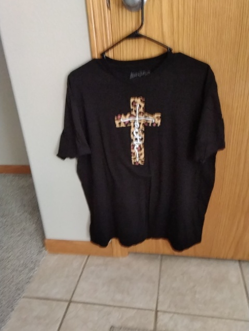 Black Womens T‑Shirt with Leopard Cross Graphic